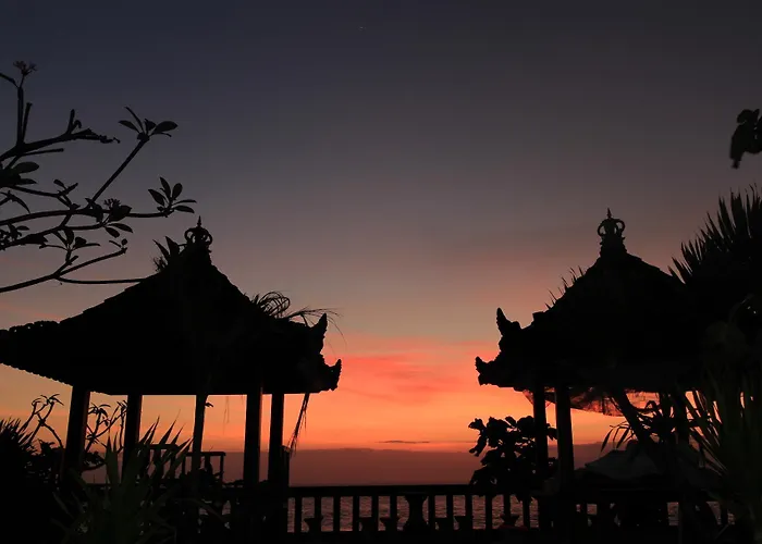 Dodol Cliff Sunset Guest house 3*