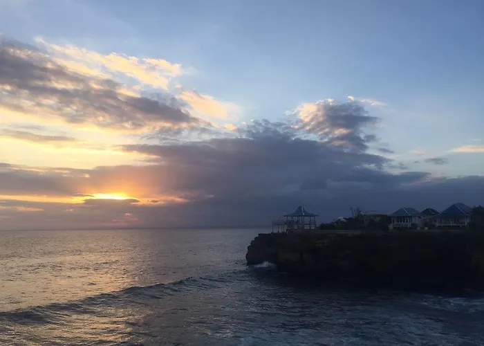 Dodol Cliff Sunset Nusa Lembongan (Bali)